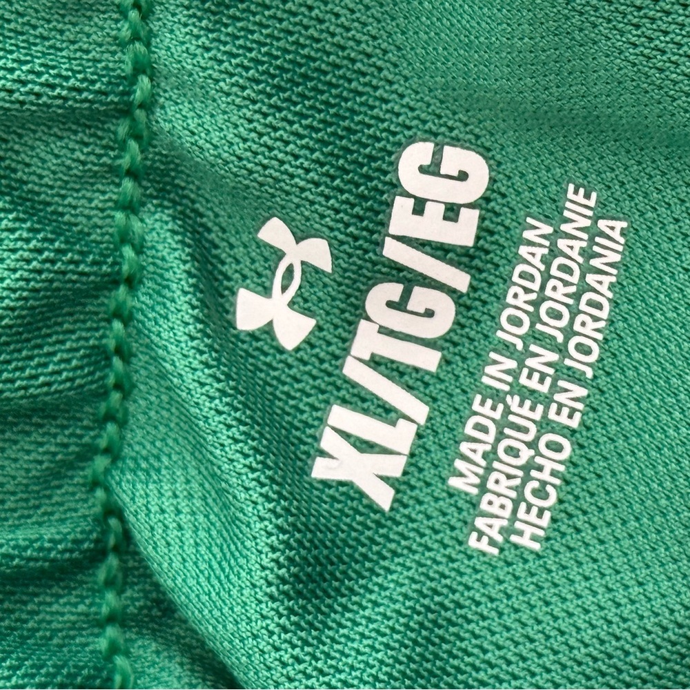 NWT Under Armour Kelly Green Athletic Shorts Women's XL Game Day Team Colors - Picture 4 of 5